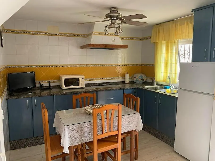 Casa En Conil De La Frontera Brother Law Sl contacts